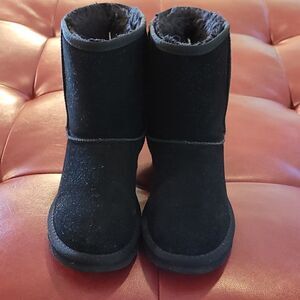 Black suede cold weather plush lined boots
